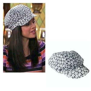 ASO Alex Russo Wizards of Waverly Place, floral newsboy hat, Season 1 Episode 16